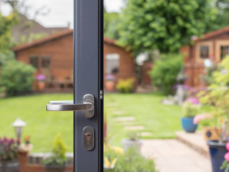 bifold-door-lock